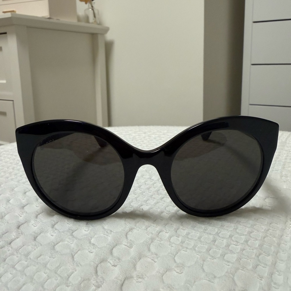 Gucci Black Cat-Eye Sunglasses